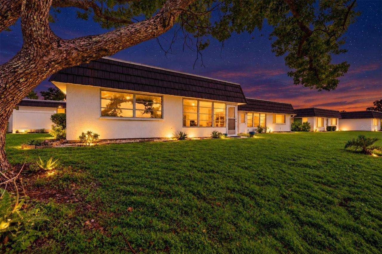3944 Lakeside Road, Unit 160, Sarasota, FL 34232 Photo