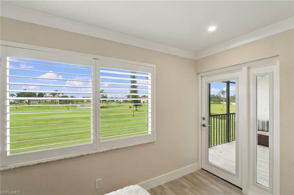 29 High Point Cir E, Unit 204, Naples, FL 34103 Photo