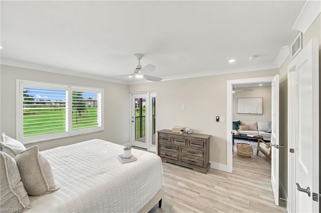 29 High Point Cir E, Unit 204, Naples, FL 34103 Photo