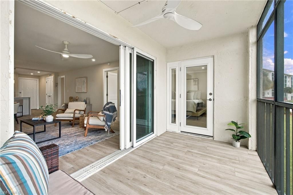 29 High Point Cir E, Unit 204, Naples, FL 34103 Photo