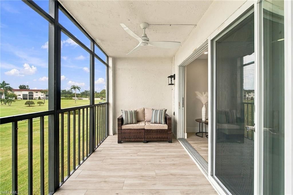 29 High Point Cir E, Unit 204, Naples, FL 34103 Photo