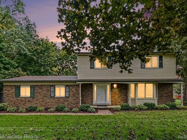 3305 Harvey Lake Road, Highland Township, Mi 48356