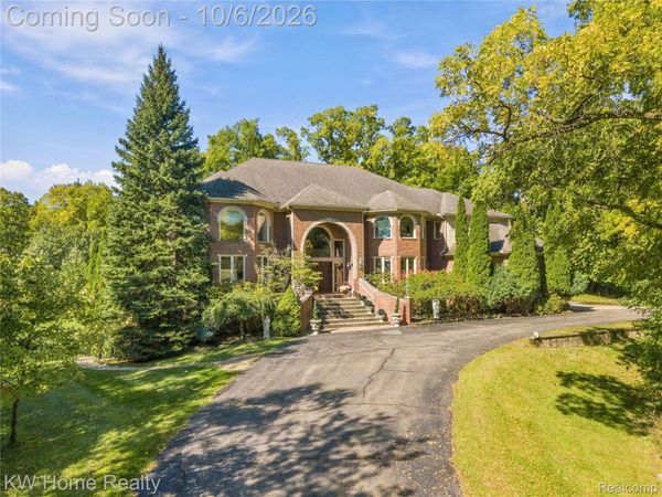 6364 Golden Lane , West Bloomfield Township, Mi 48322