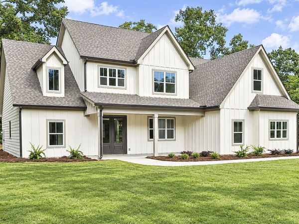43 Oak Road, Locust Grove, GA 30248