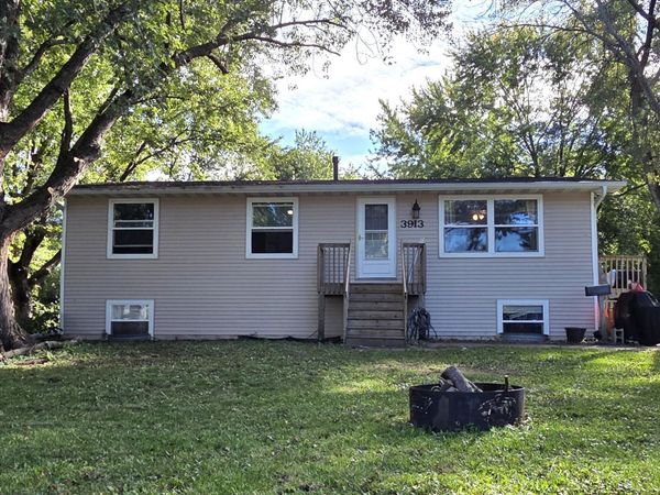 3913 52nd Avenue N, Brooklyn Center, MN 55429