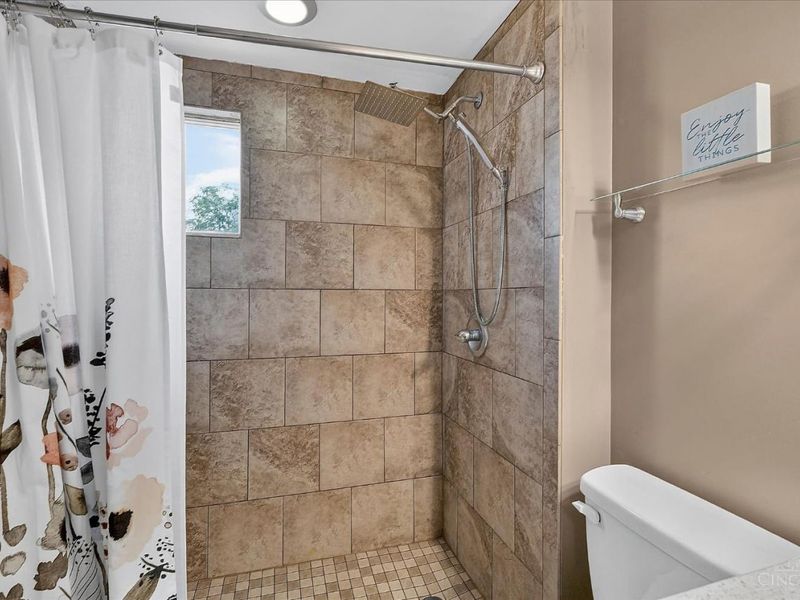 3678 Paramount Ridge Lane, Green Township, OH 45247 Photo 21