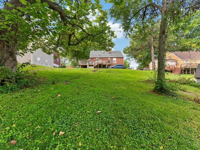 3678 Paramount Ridge Lane, Green Township, OH 45247 Photo 9