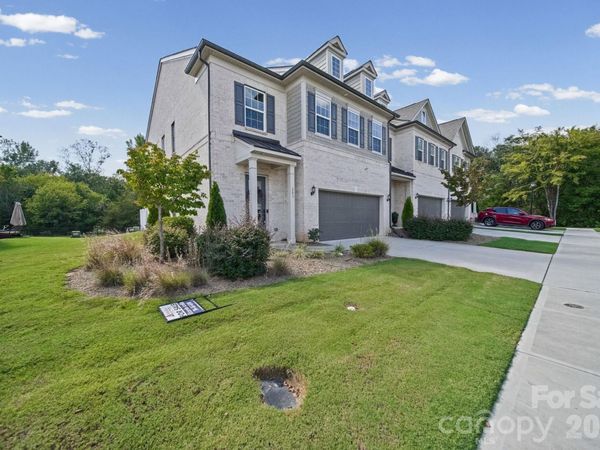 203 Heathbrook Lane , Waxhaw, NC 28173
