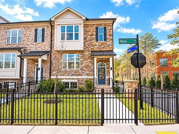120 Wren Drive, Roswell, GA 30076