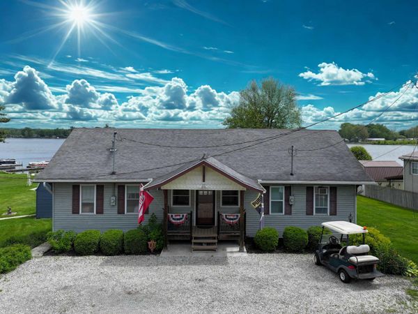 1241 N Main Street, Kewanna, IN 46939