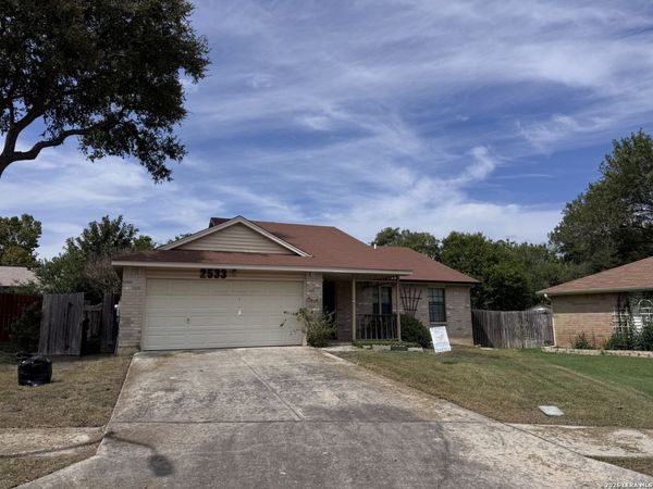 2533 Newning, Schertz, TX 78154