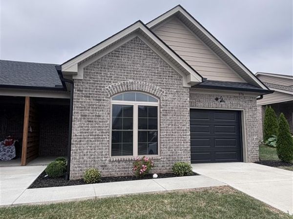 576 Cumberland Pointe Lane , Bowling Green, KY 42103