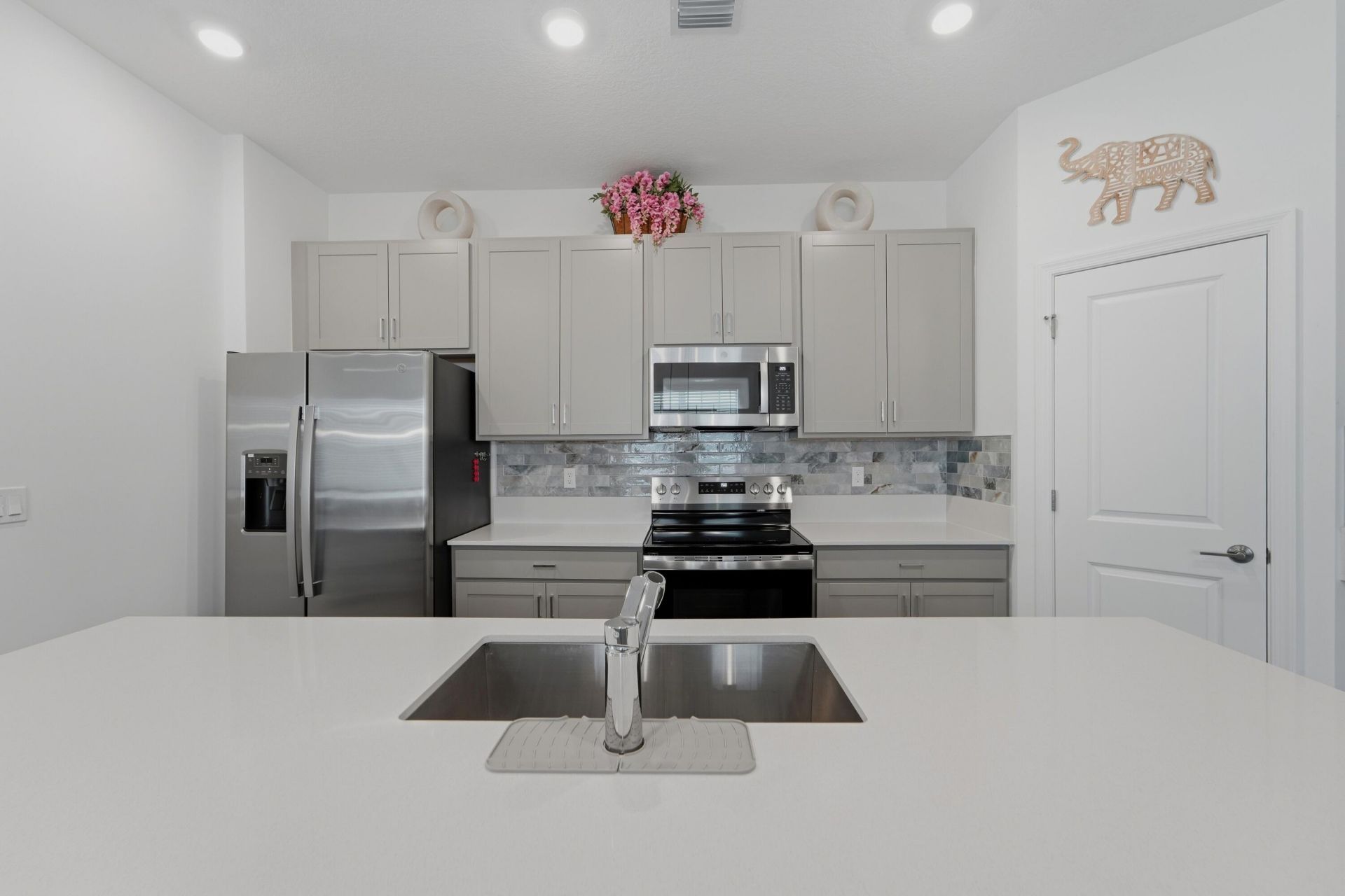 1745 SE Crosswood Way, Port Saint Lucie, FL 34984 Photo