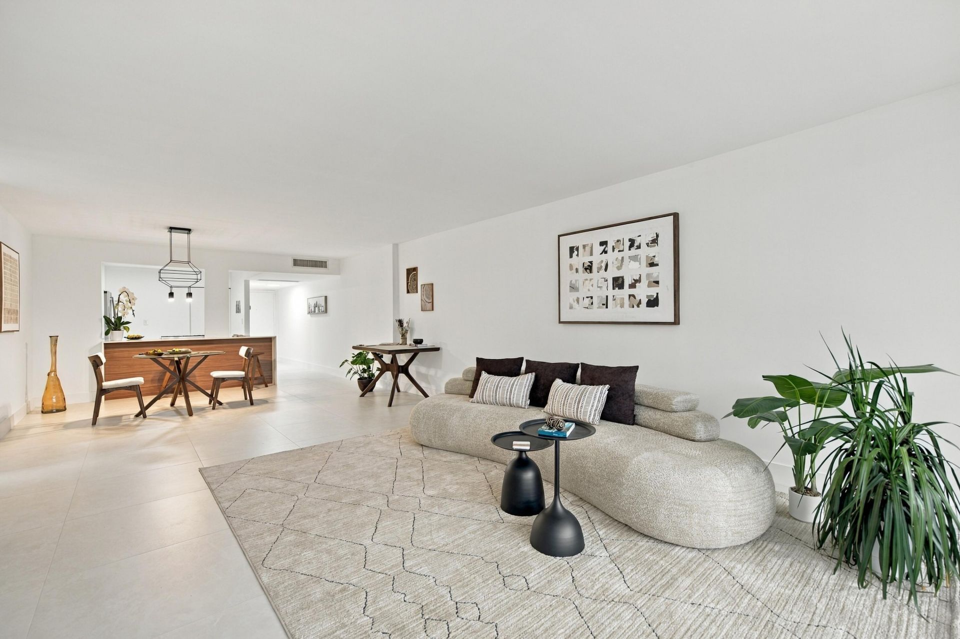 3140 S Ocean Drive, Unit 610, Hallandale Beach, FL 33009 Photo