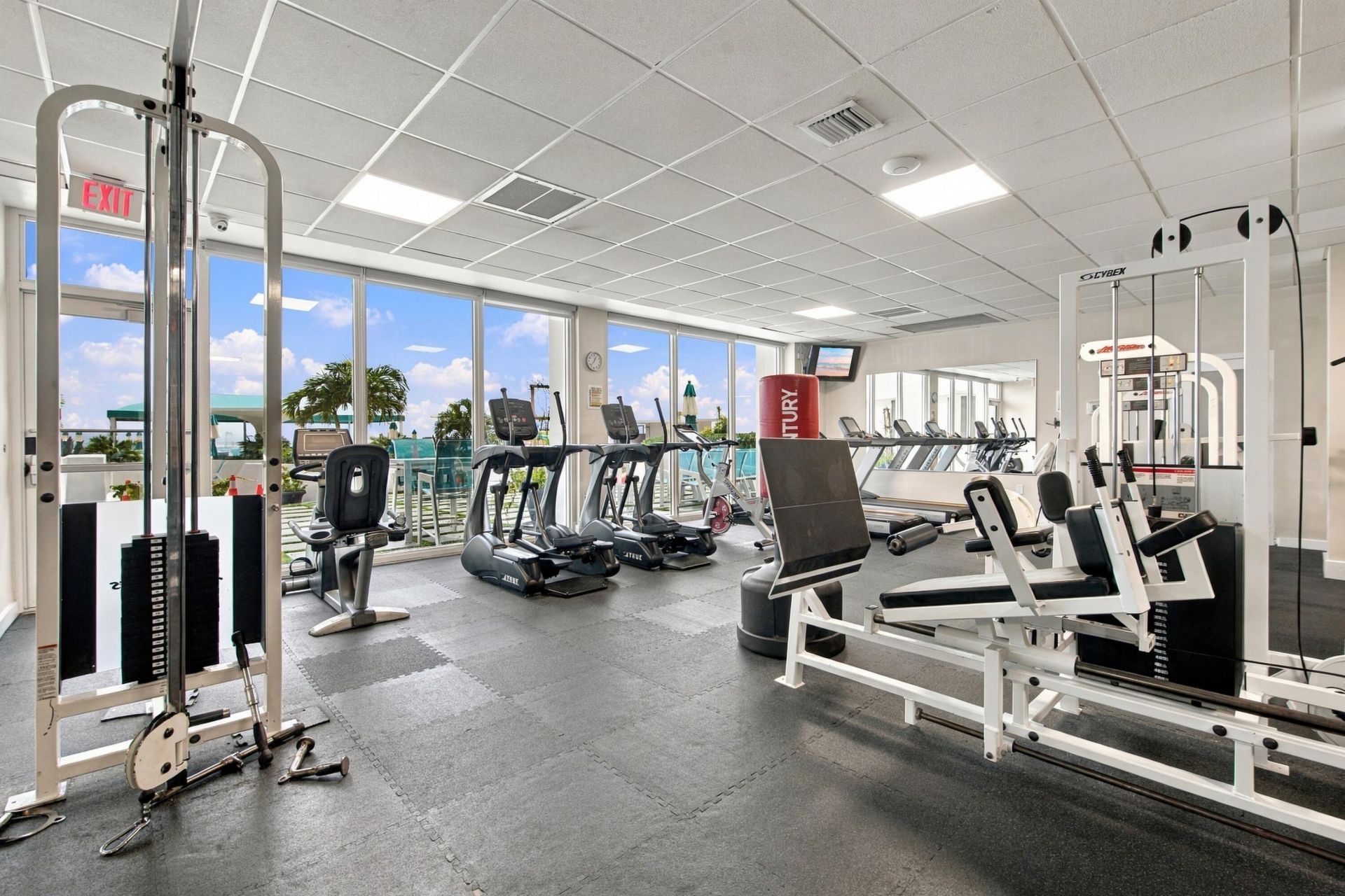 3140 S Ocean Drive, Unit 610, Hallandale Beach, FL 33009 Photo