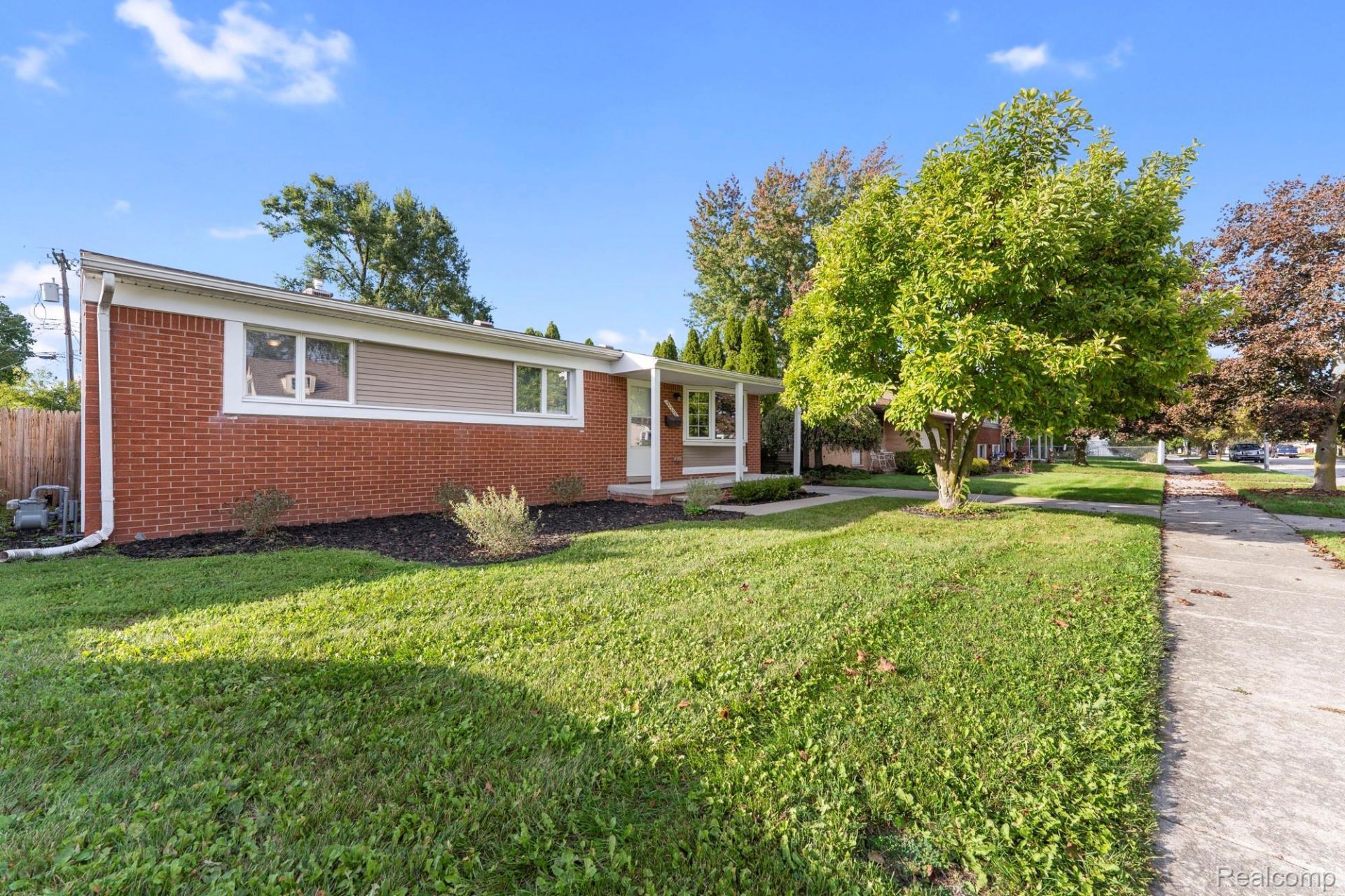 31700 Lafler Drive, Rockwood, Mi 48173 Main Photo