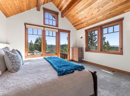 12797 Crest Way, Truckee, CA 96161 Photo