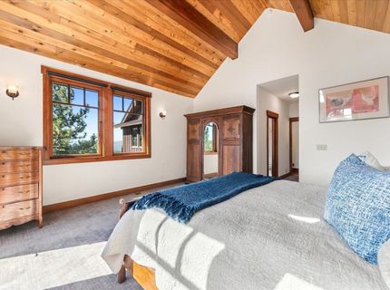 12797 Crest Way, Truckee, CA 96161 Photo