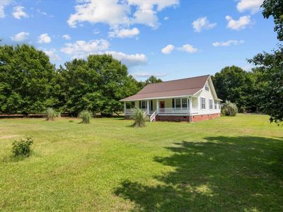 1366 Old Golf Course Road, Batesburg, SC 29006