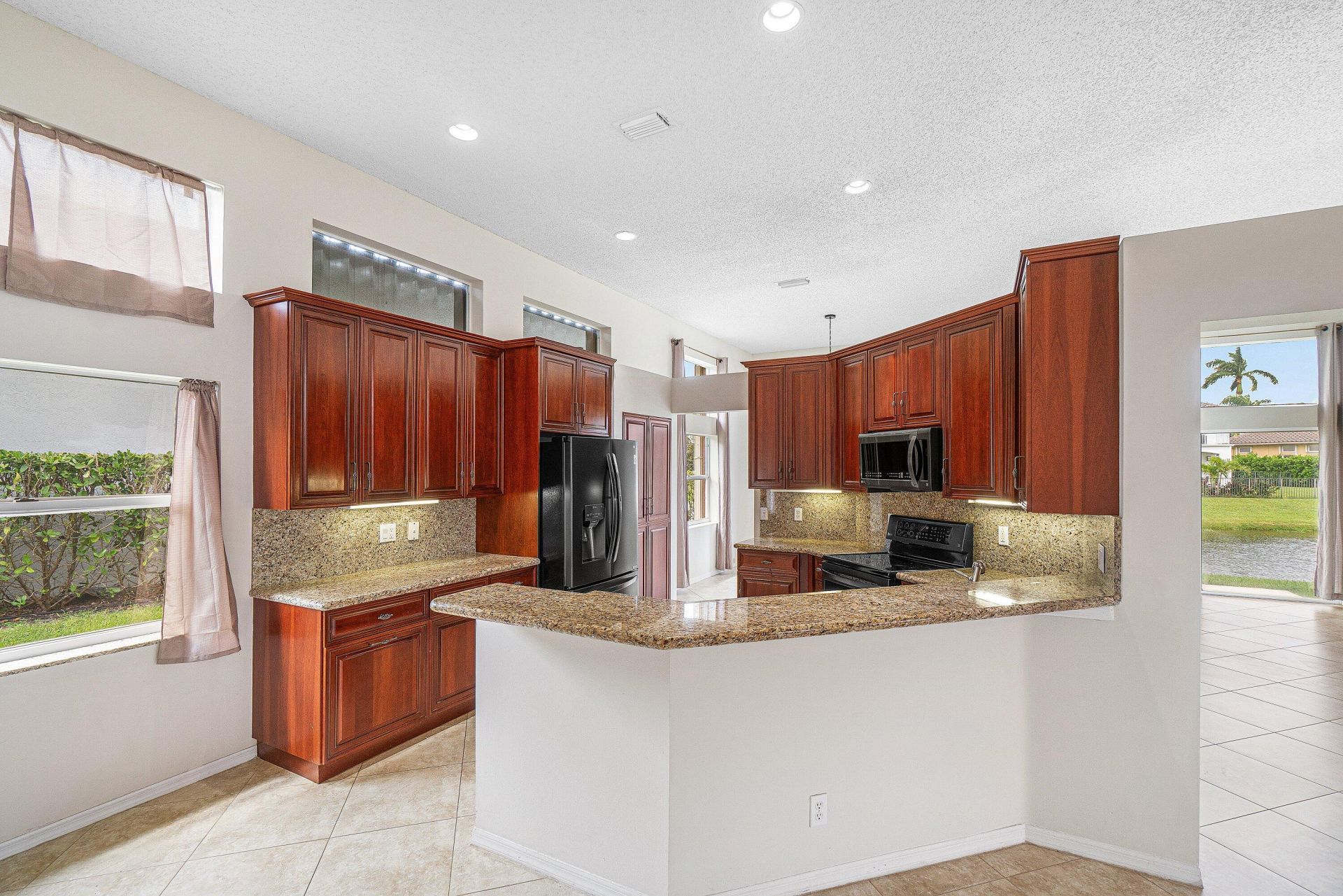 10599 Saint Thomas Drive, Boca Raton, FL 33498 Photo