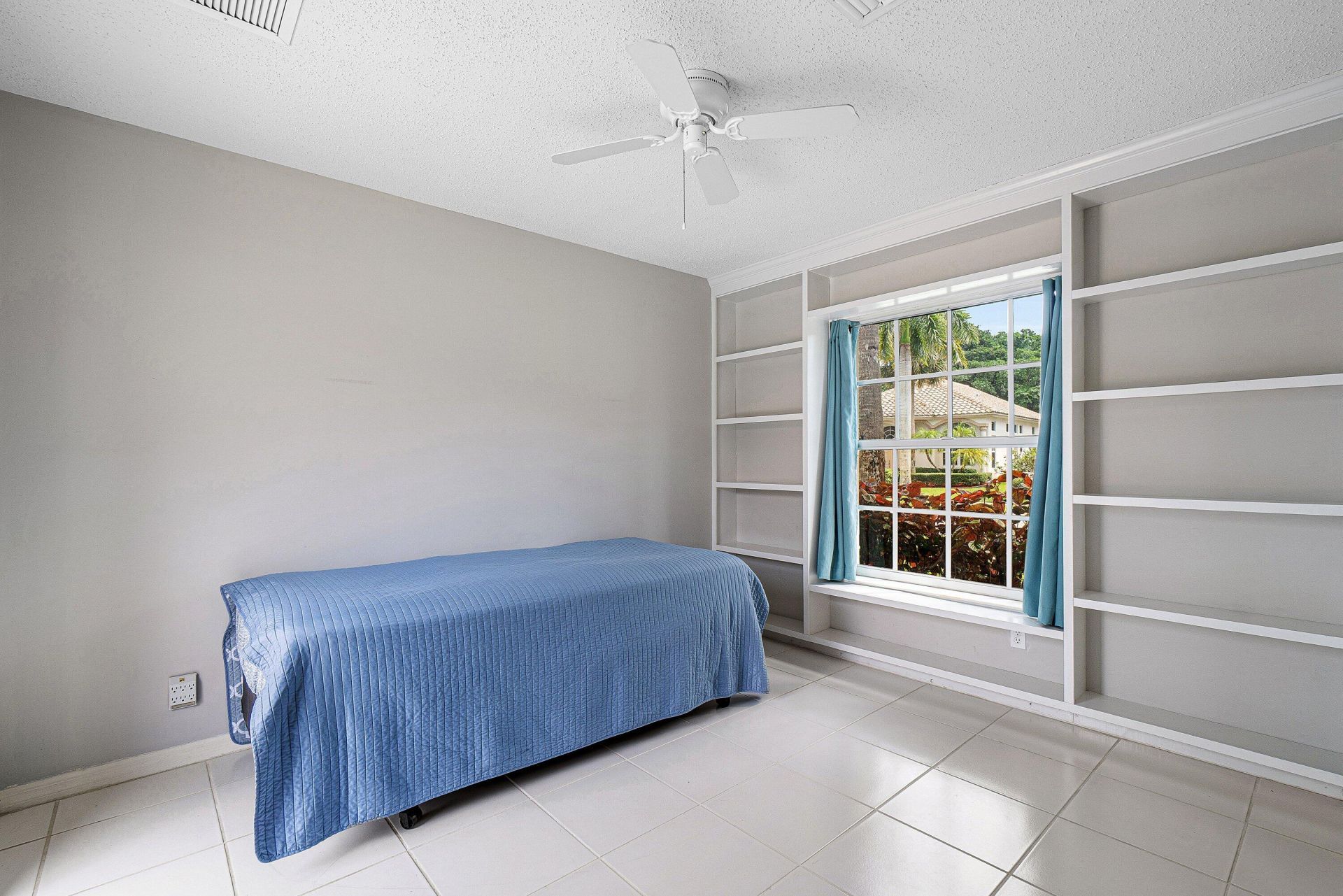 10599 Saint Thomas Drive, Boca Raton, FL 33498 Photo