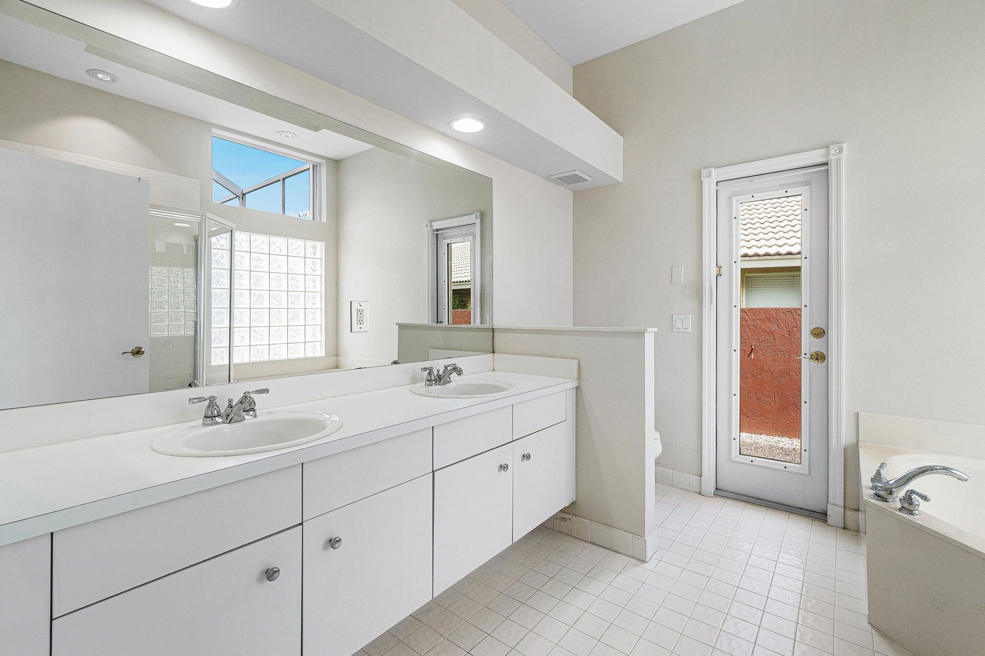 10599 Saint Thomas Drive, Boca Raton, FL 33498 Photo