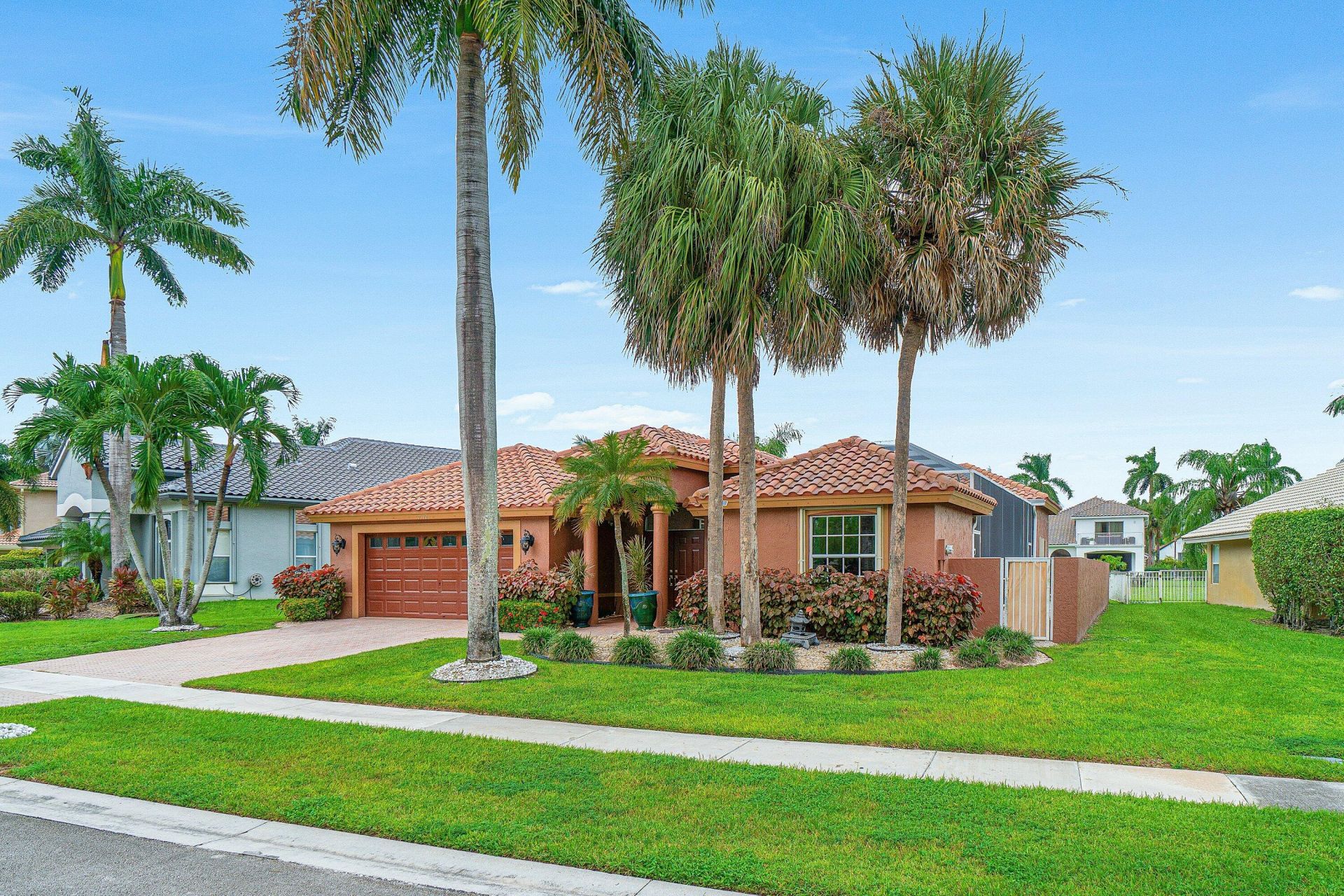 10599 Saint Thomas Drive, Boca Raton, FL 33498 Photo