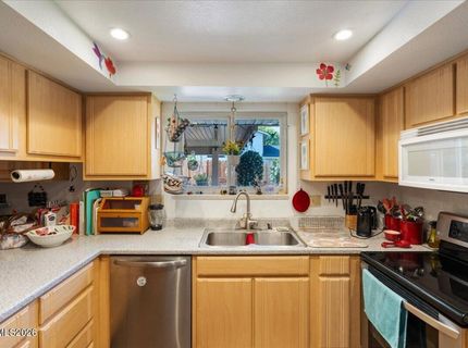 7353 Wallsend Drive, Reno, NV 89511 Photo