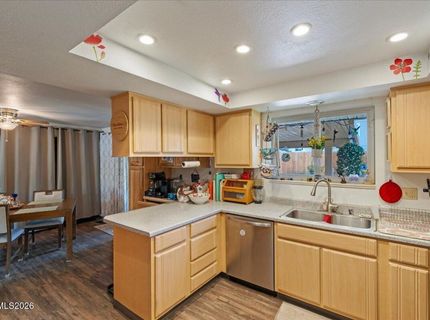 7353 Wallsend Drive, Reno, NV 89511 Photo
