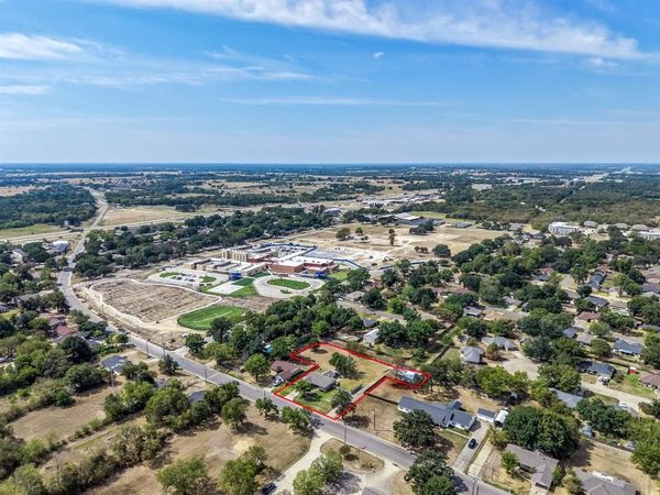 1013 Texas Street , Sulphur Springs, TX 75482