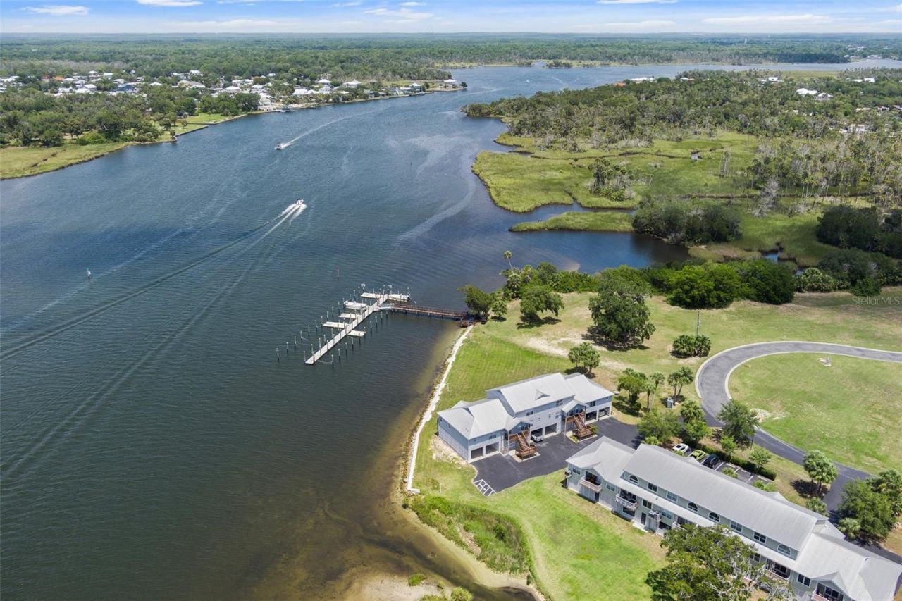 2857 N Rivers Edge Boulevard , Unit 214, Crystal River, FL 34429 Photo