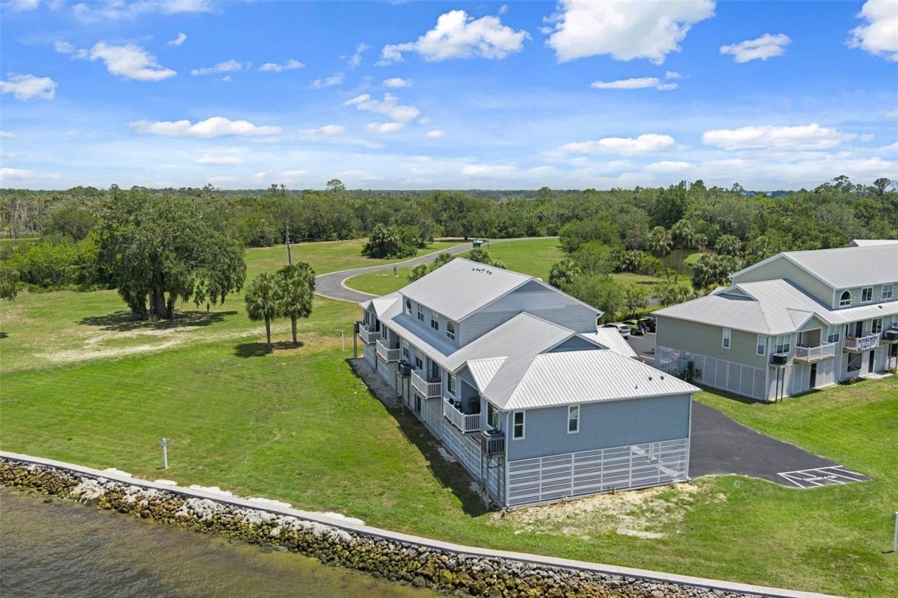 2857 N Rivers Edge Boulevard , Unit 214, Crystal River, FL 34429 Photo