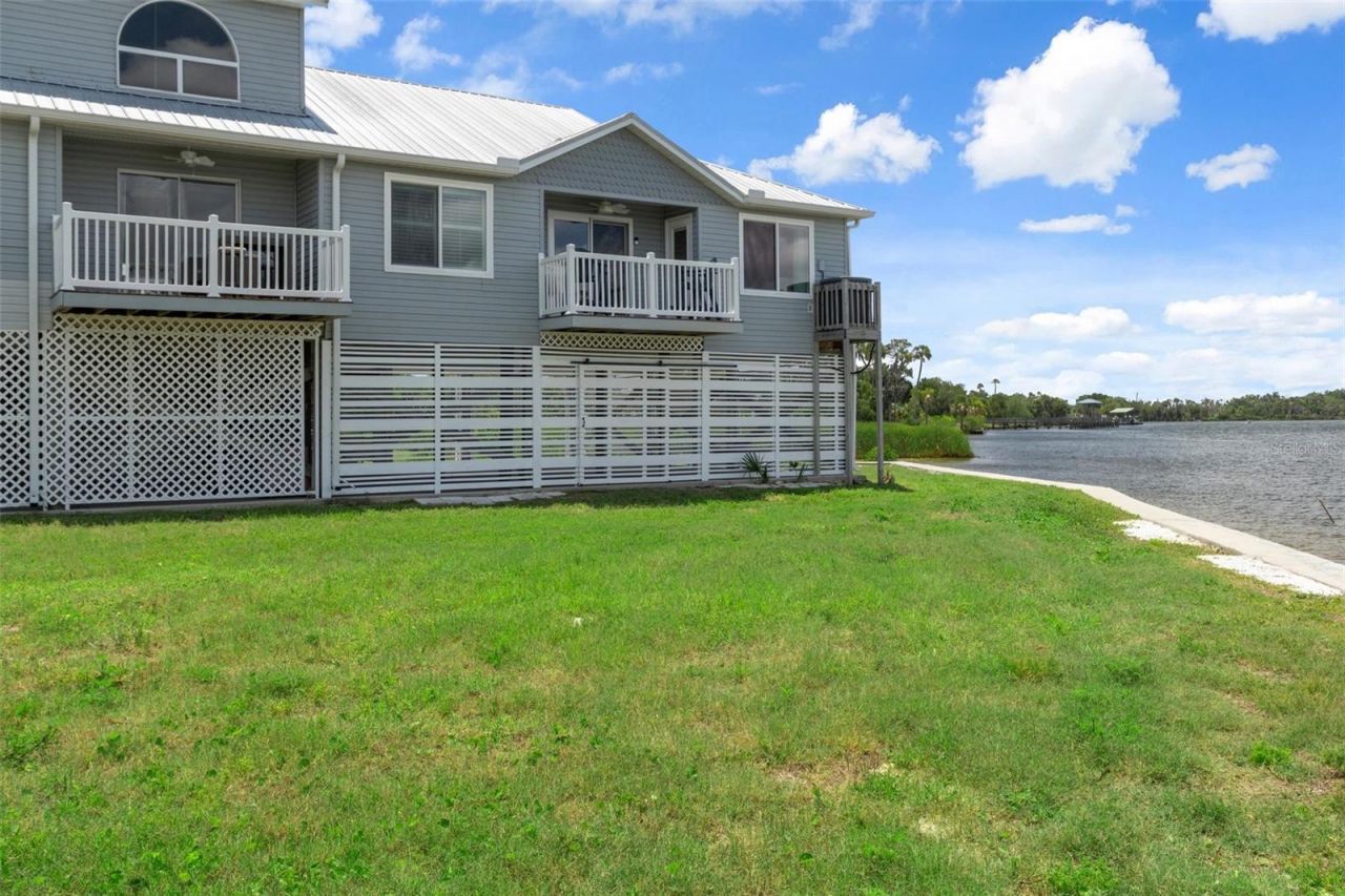 2857 N Rivers Edge Boulevard , Unit 214, Crystal River, FL 34429 Photo