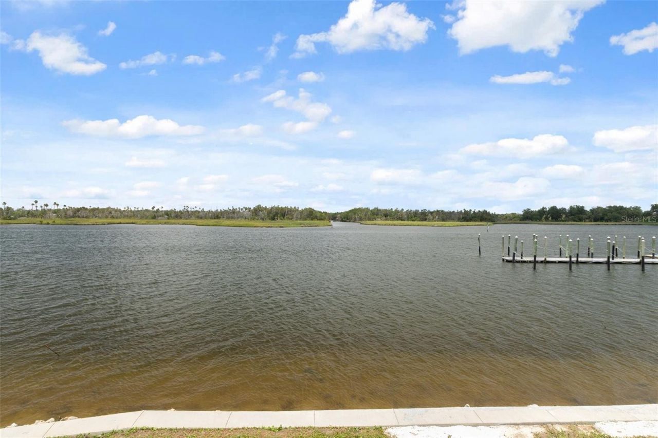 2857 N Rivers Edge Boulevard , Unit 214, Crystal River, FL 34429 Photo