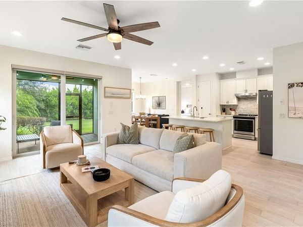 14520 Topsail DR, NAPLES, FL 34114