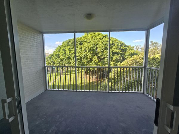 3000 S COURSE Drive, Unit 503, Pompano Beach, FL 33069