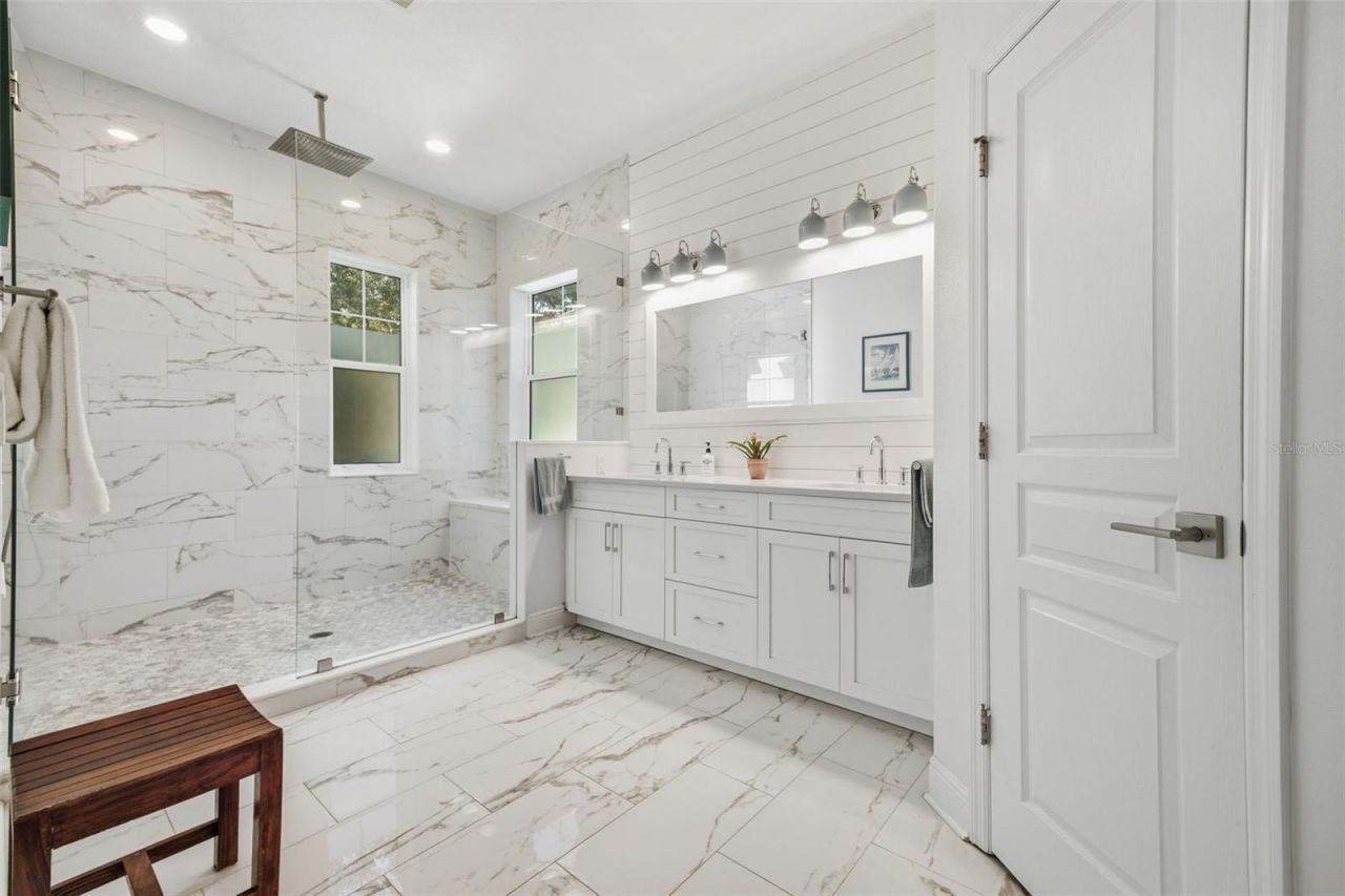 14637 Canopy Drive, Tampa, FL 33626 Photo