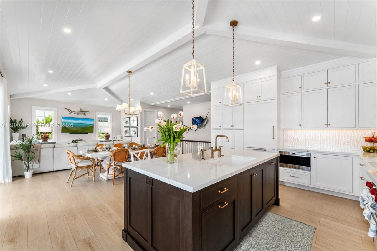 226 Navajo St , Plantation Key, FL 33070 Photo