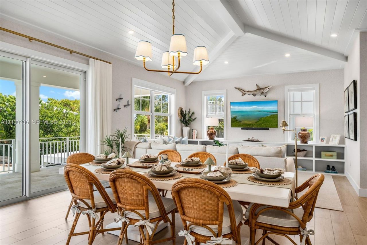 226 Navajo St , Plantation Key, FL 33070 Photo