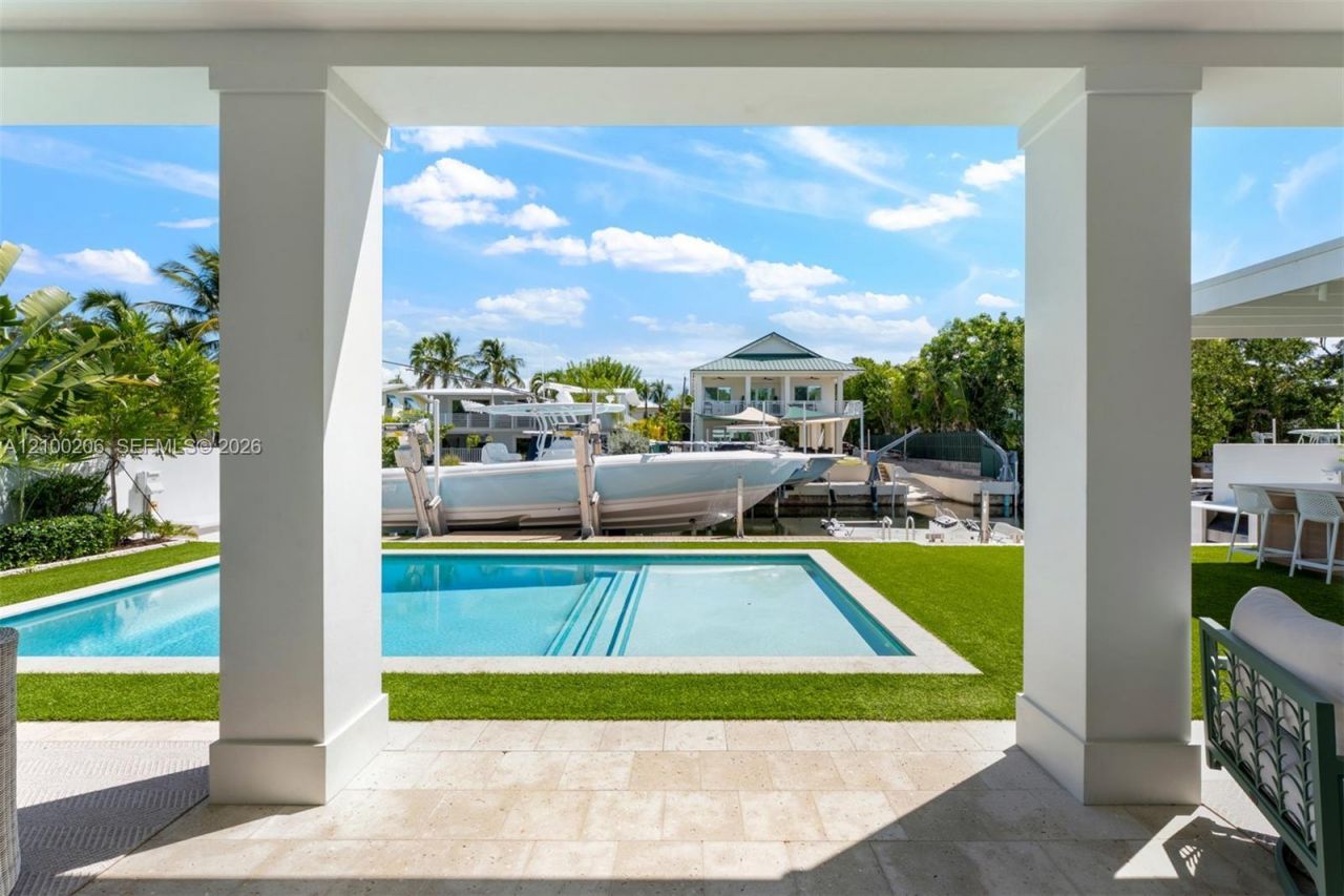 226 Navajo St , Plantation Key, FL 33070 Photo