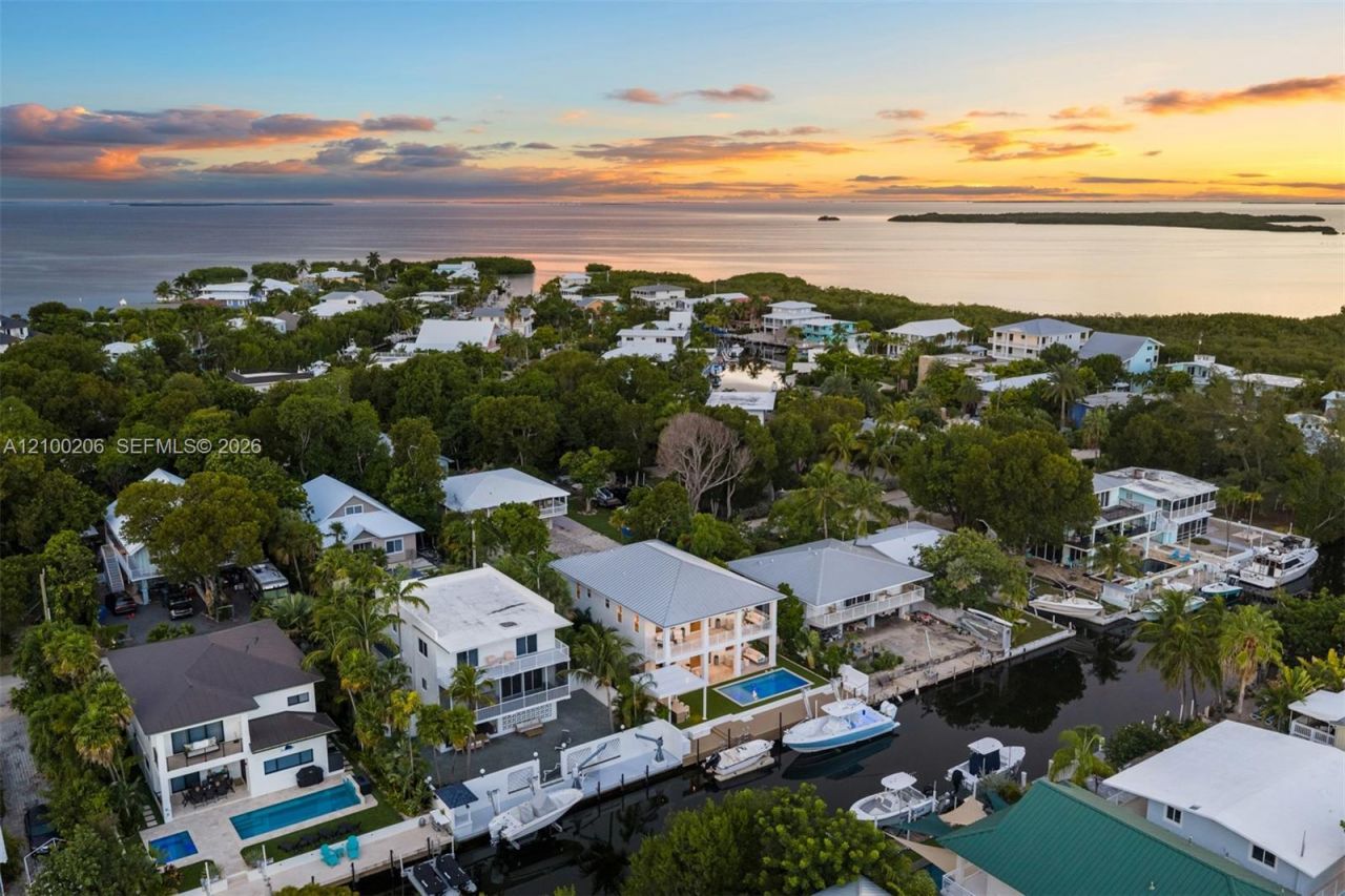 226 Navajo St , Plantation Key, FL 33070 Photo