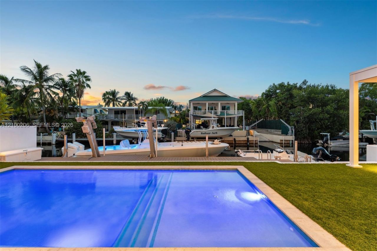226 Navajo St , Plantation Key, FL 33070 Photo