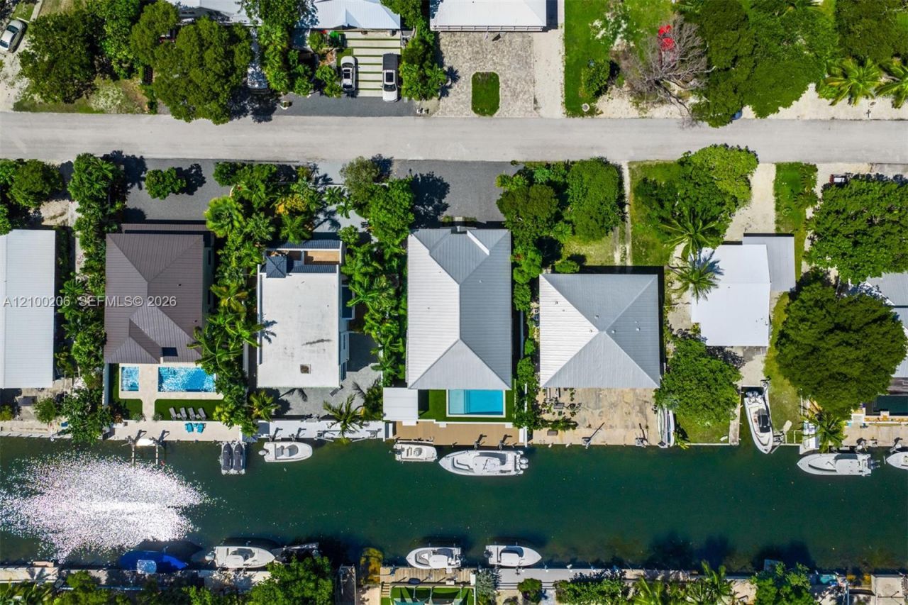 226 Navajo St , Plantation Key, FL 33070 Photo