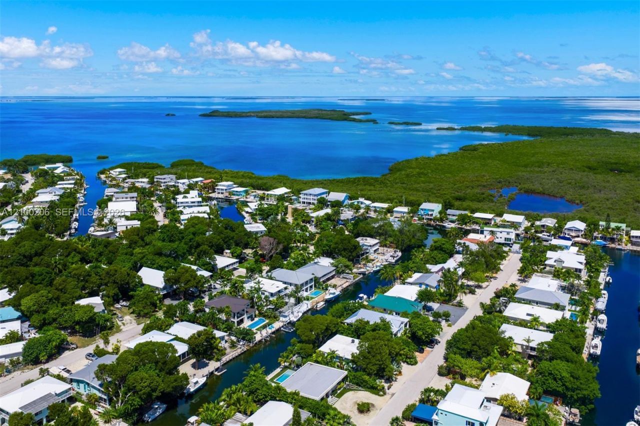 226 Navajo St , Plantation Key, FL 33070 Photo