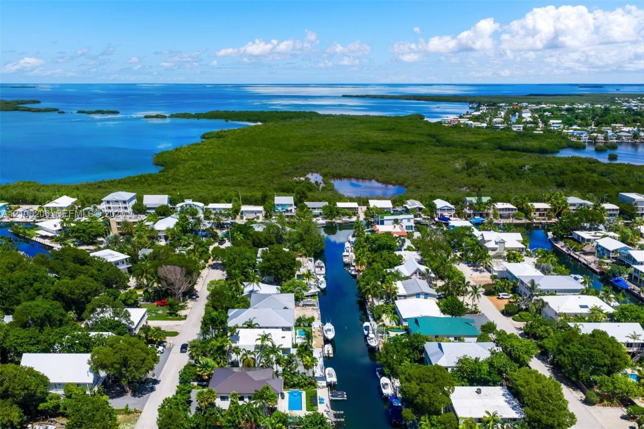 226 Navajo St , Plantation Key, FL 33070 Photo