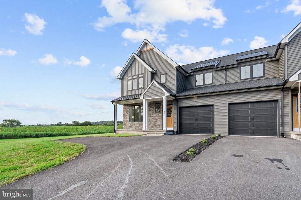 29 LAUSCH ROAD , DENVER, PA 17517