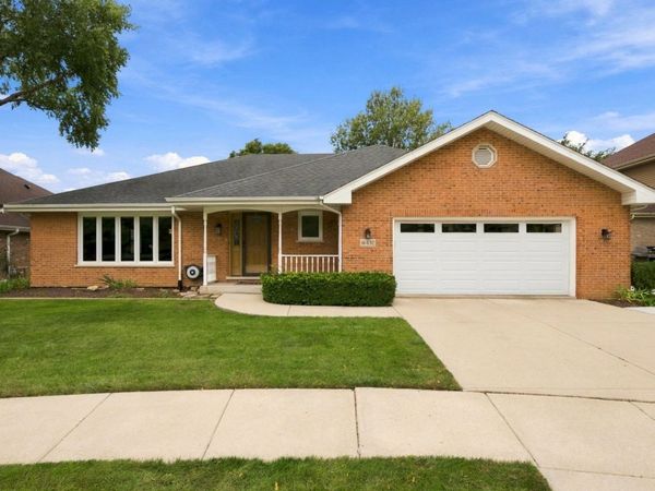 16432 Pear Avenue , Orland Park, IL 60467