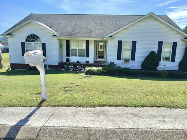 106 Craven Ln NE, Cleveland, TN 37312