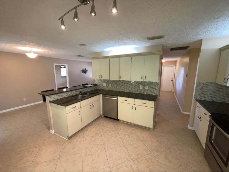 1315 SE Petunia Avenue, Port Saint Lucie, FL 34952 Photo