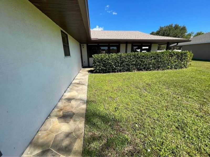 1315 SE Petunia Avenue, Port Saint Lucie, FL 34952 Photo